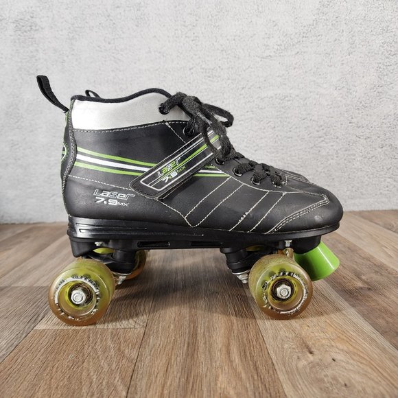 Roller Derby Laser 7.9 Men's 8 Speed Quad Skate Lace Up Hook & Loop Black Green - Picture 1 of 8